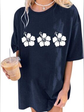 Women's Navy Floral Hibiscus Graphic T-Shirt Sz.XXL EUC.